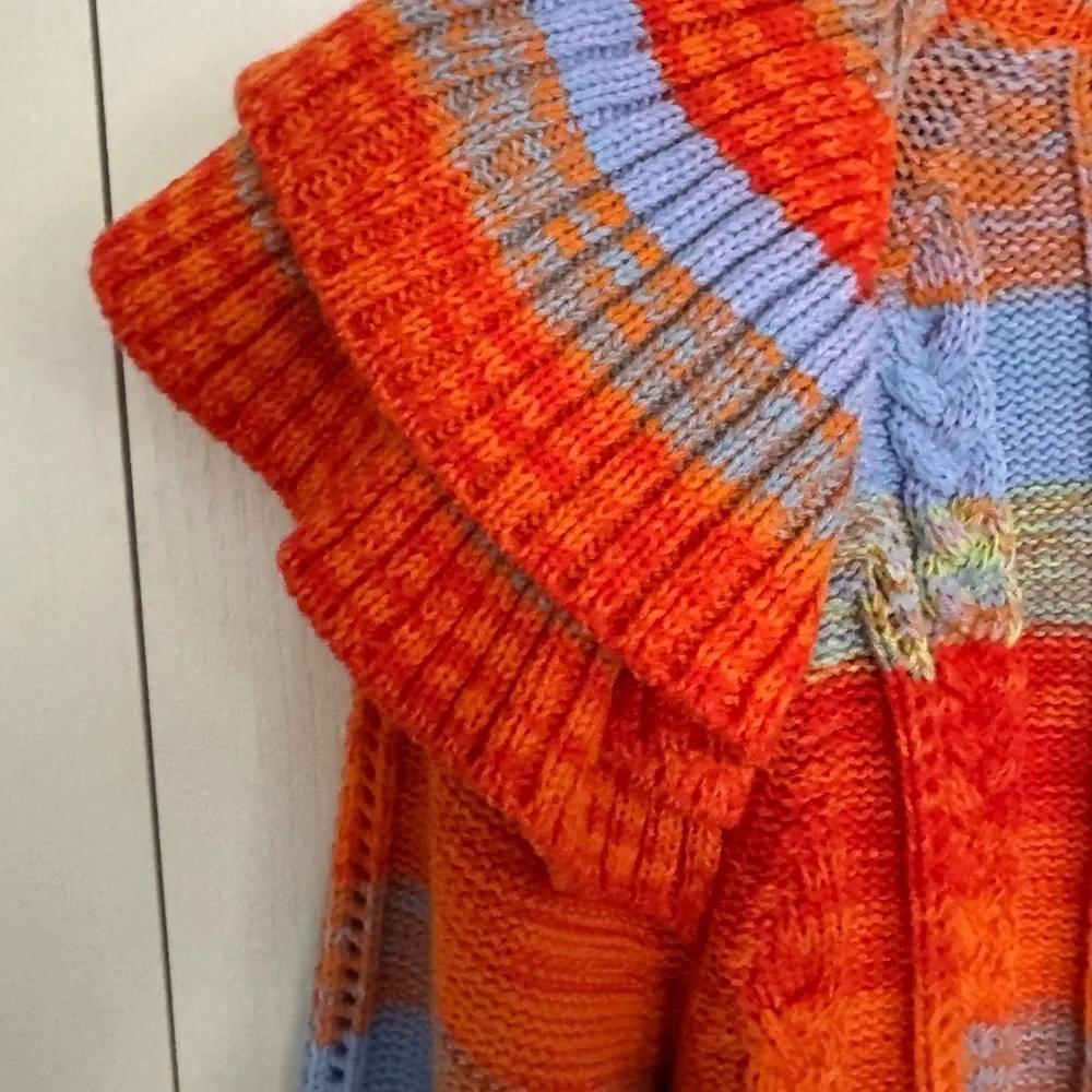 Colorful Ruffle-Shoulder Cropped Sweater - Orange/Blue - Picture 5 of 7